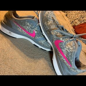 Women’s Nike shoes